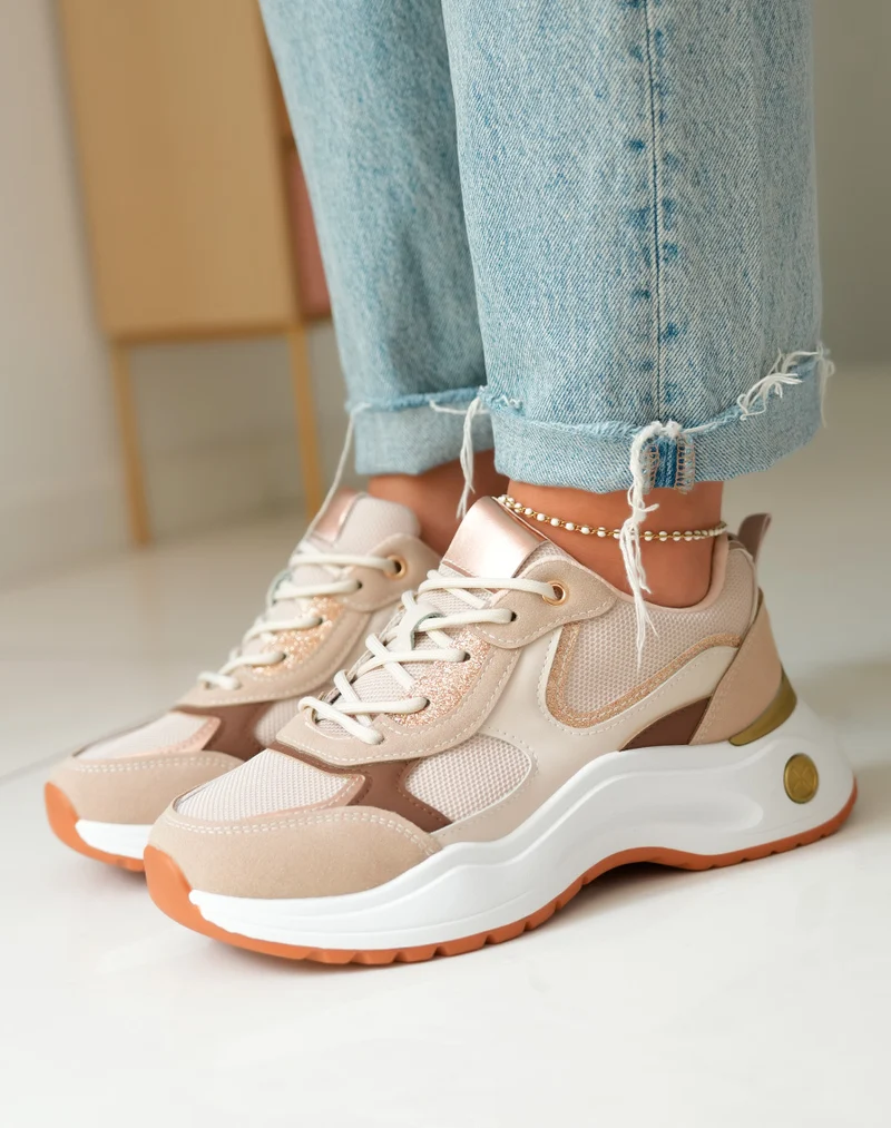Baskets Beiges en Suédine Femme avec Détails Rose Gold et Marron
