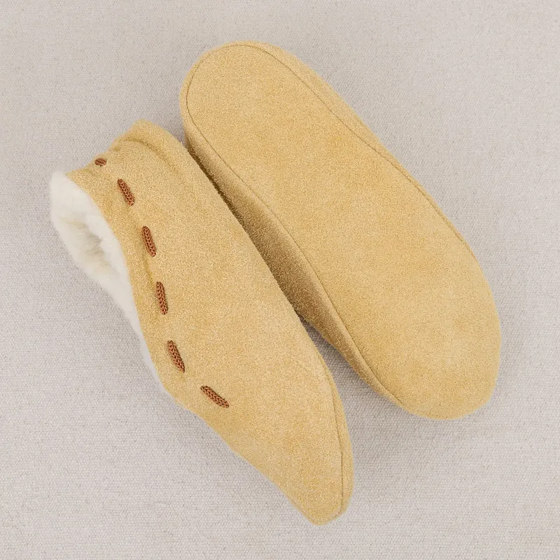 Chaussons en cuir fourrés