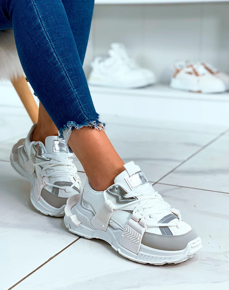 Baskets à empiècement blanches pour femmes