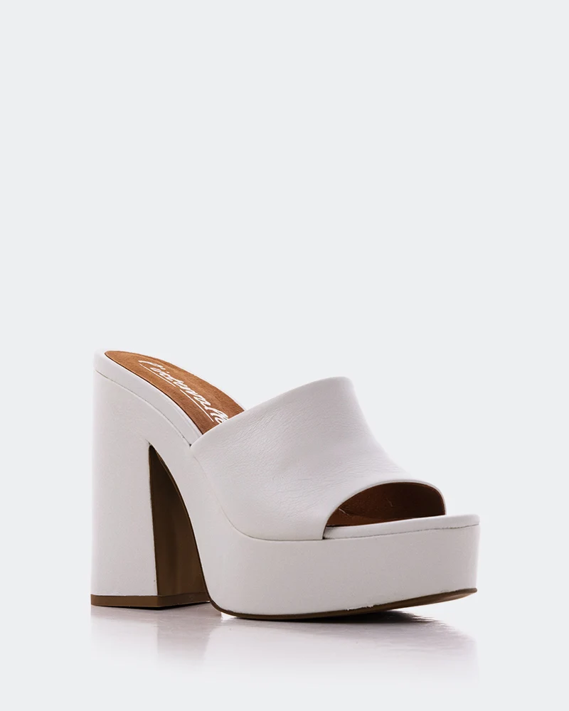 Lalaria White Leather