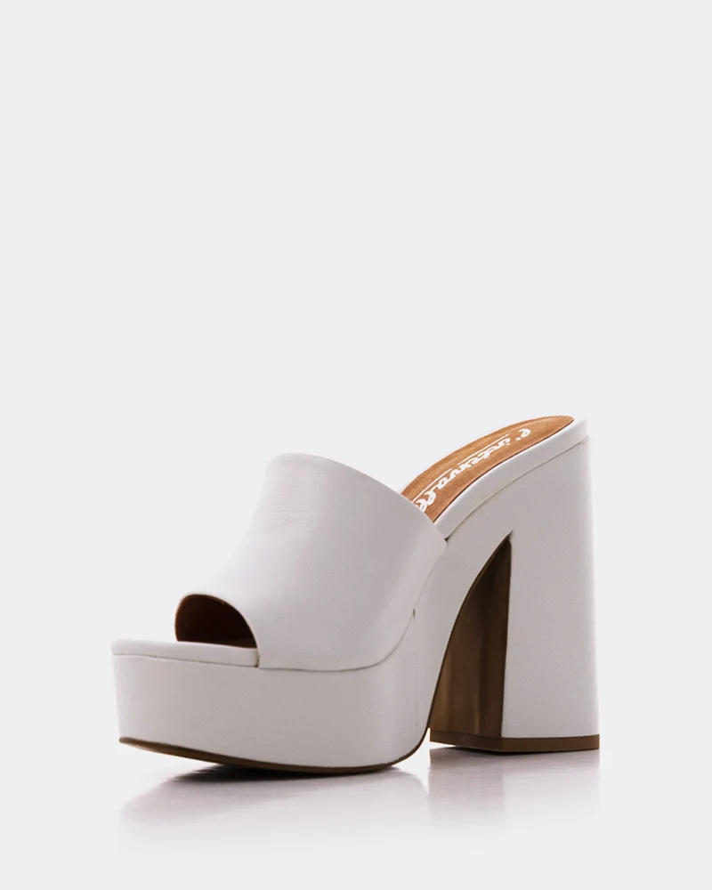 Lalaria White Leather