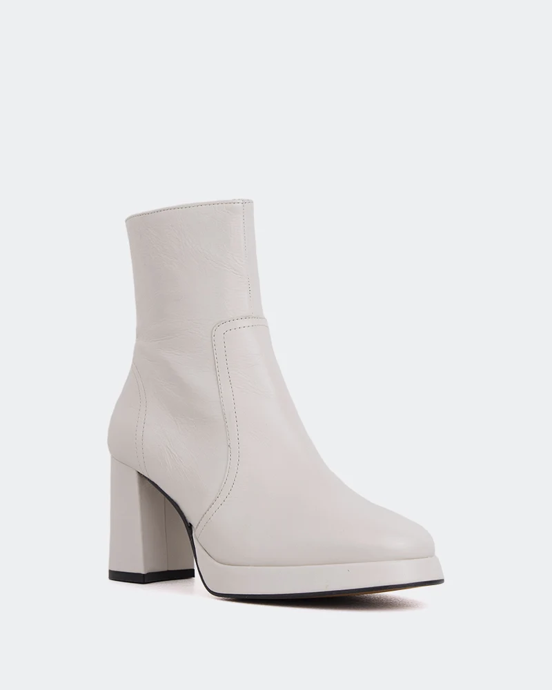 Filton Off White Leather