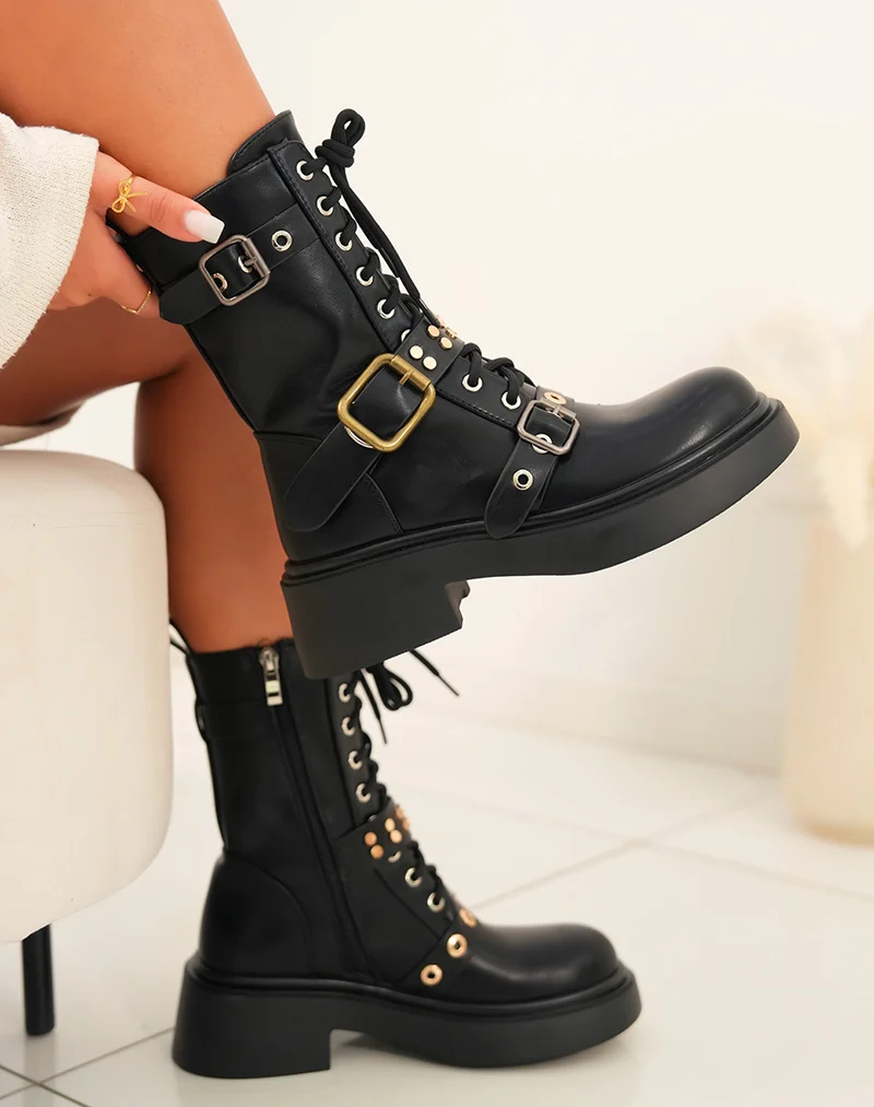 Bottines femme à lacets avec sangles et détails dorés bout rond et talon