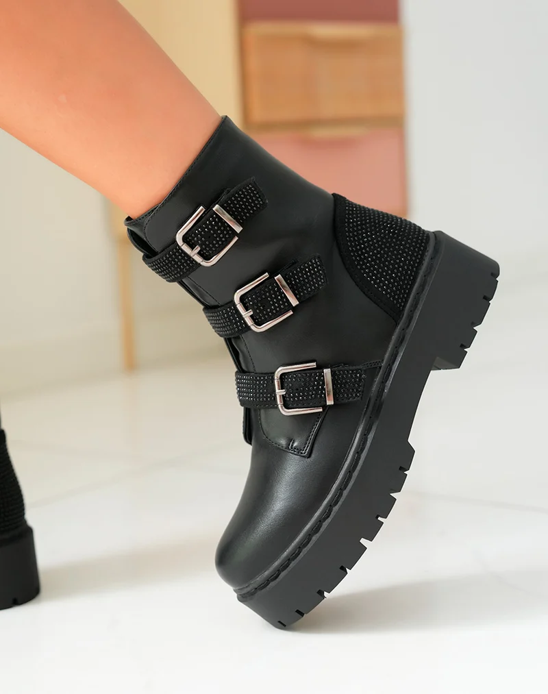 Bottines Femme Noires à Semelle Géante et Sangles Strassées