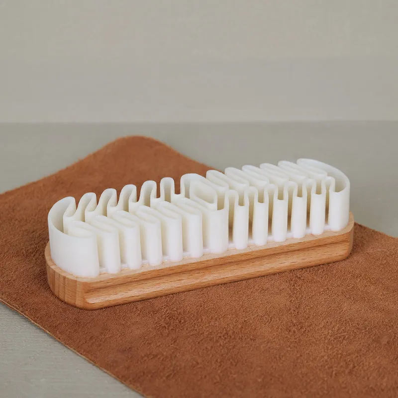 Brosse à daim en crêpe