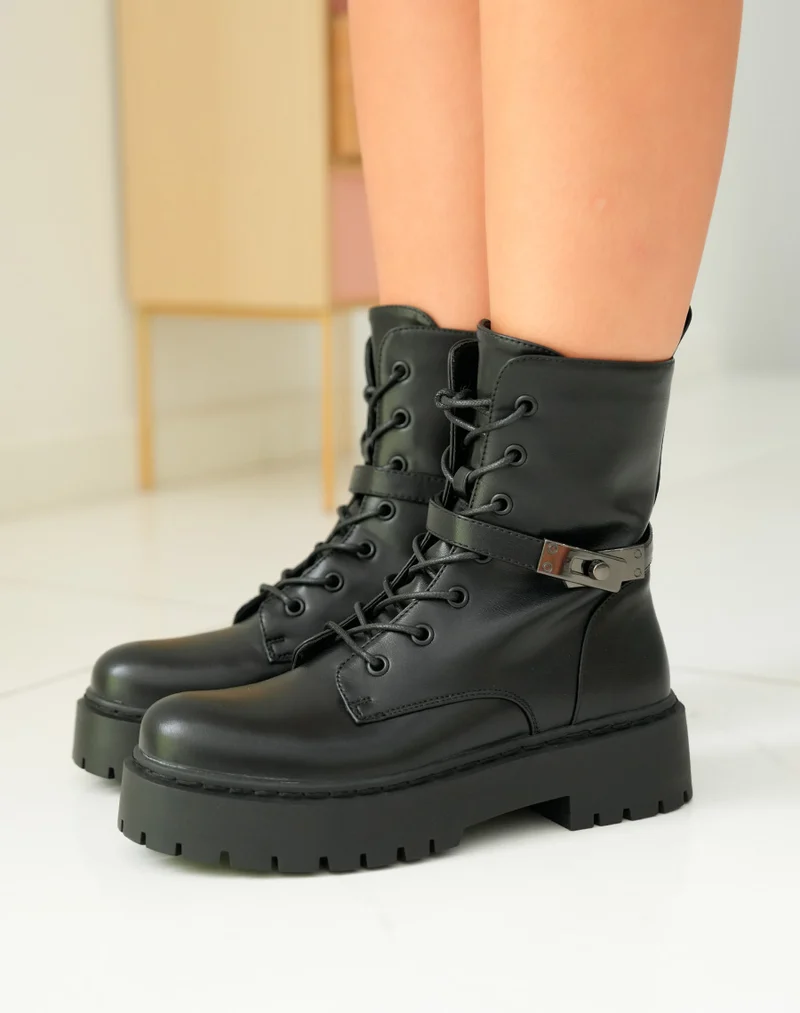 Bottines Rangers Femme Noires à Lacets