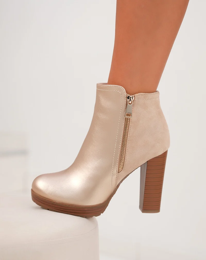 Bottines bi-matière Gold à talon - Éclat et raffinement pour une femme moderne