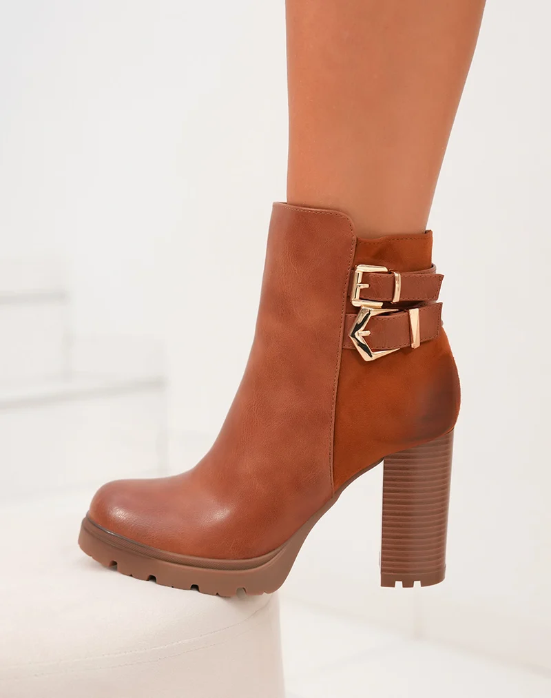 Bottines Camel Bi-Matière : La Polyvalence au Quotidien