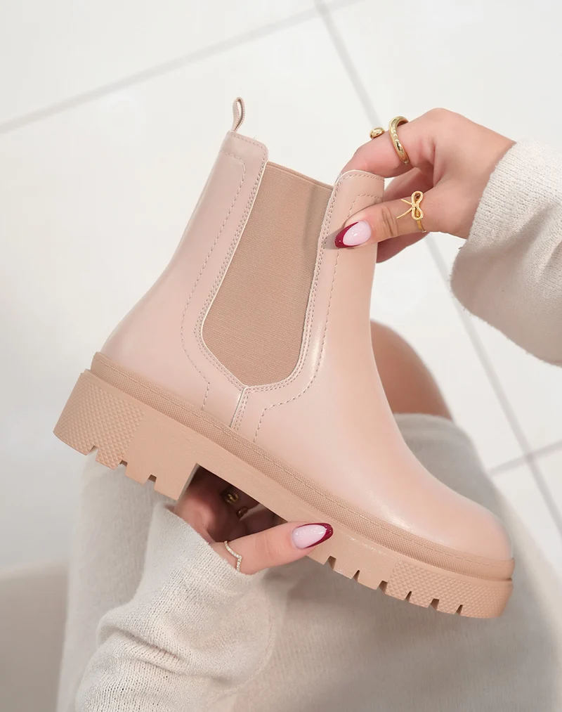Bottines Chelsea Crème avec Plate-forme pour un Style Tendance