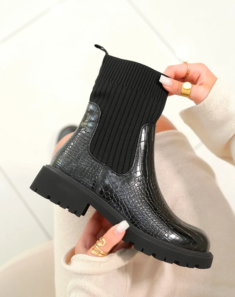 Bottines Chelsea noires effet serpent - Audace et élégance pour chaque femme