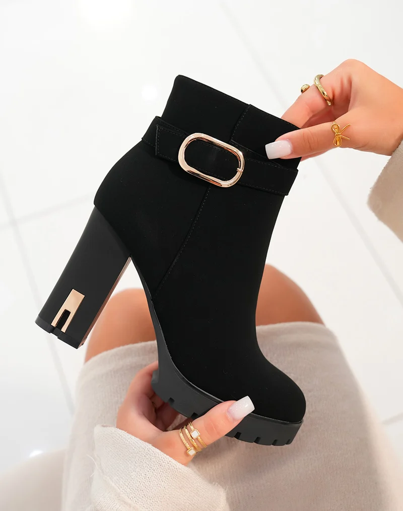 Bottines femme en suédine noire avec éclat doré
