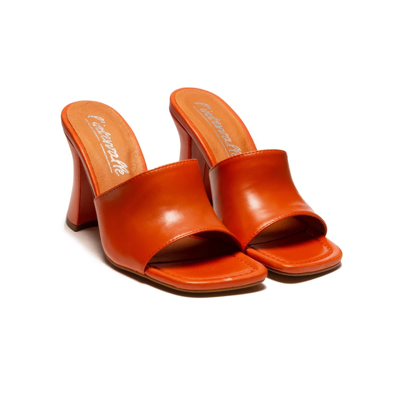 Symi Rust Leather
