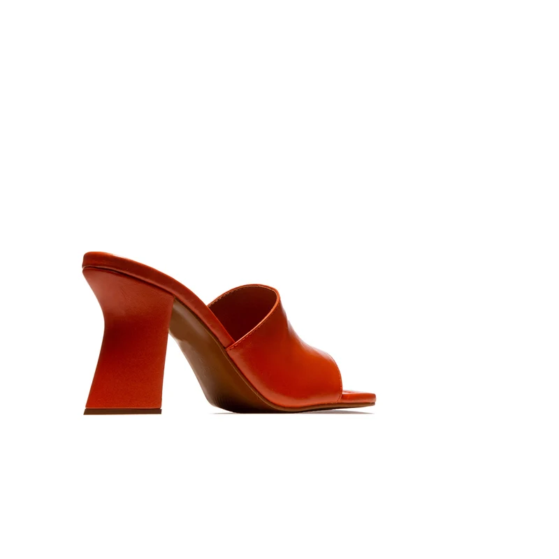 Symi Rust Leather