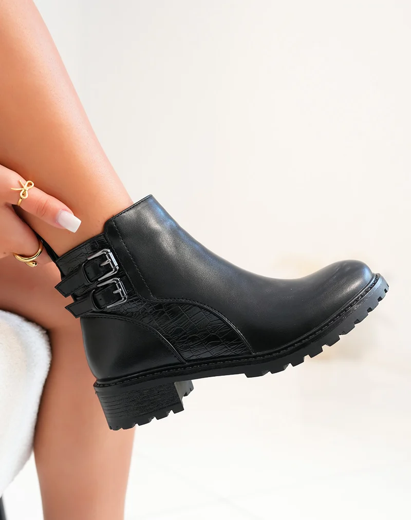 Bottines Noires Bi-Matière : Une Fusion entre Élégance et Effet Croco