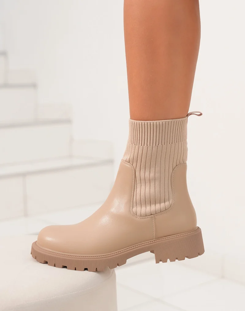 Bottines Chelsea beiges bicolores effet chaussette - Douceur et tendance à vos pieds