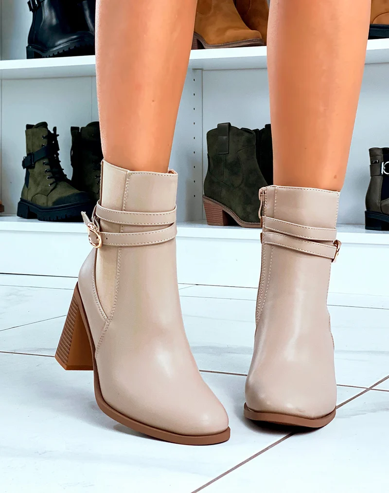 Élégance Beige : Bottines Bi-Matières à Talon avec Sangles Dorées Ajustables