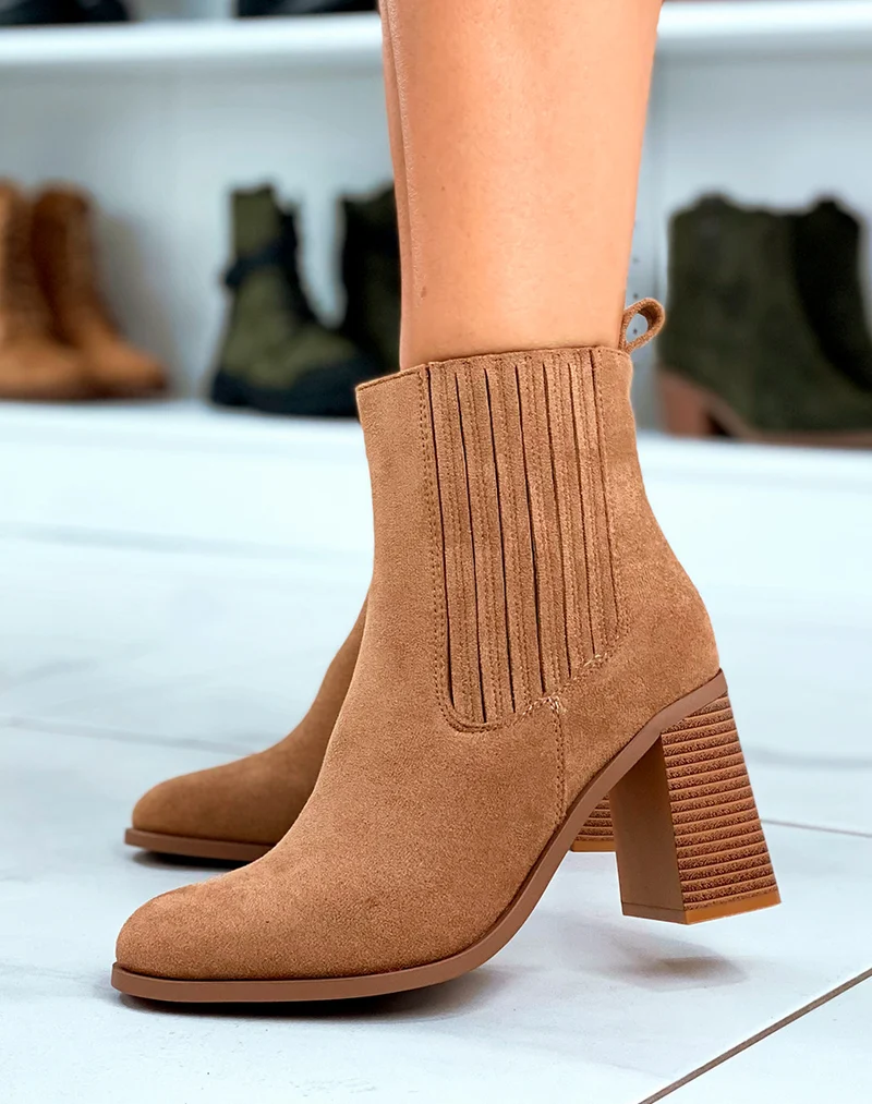 Bottines élégantes camel à talons effet daim