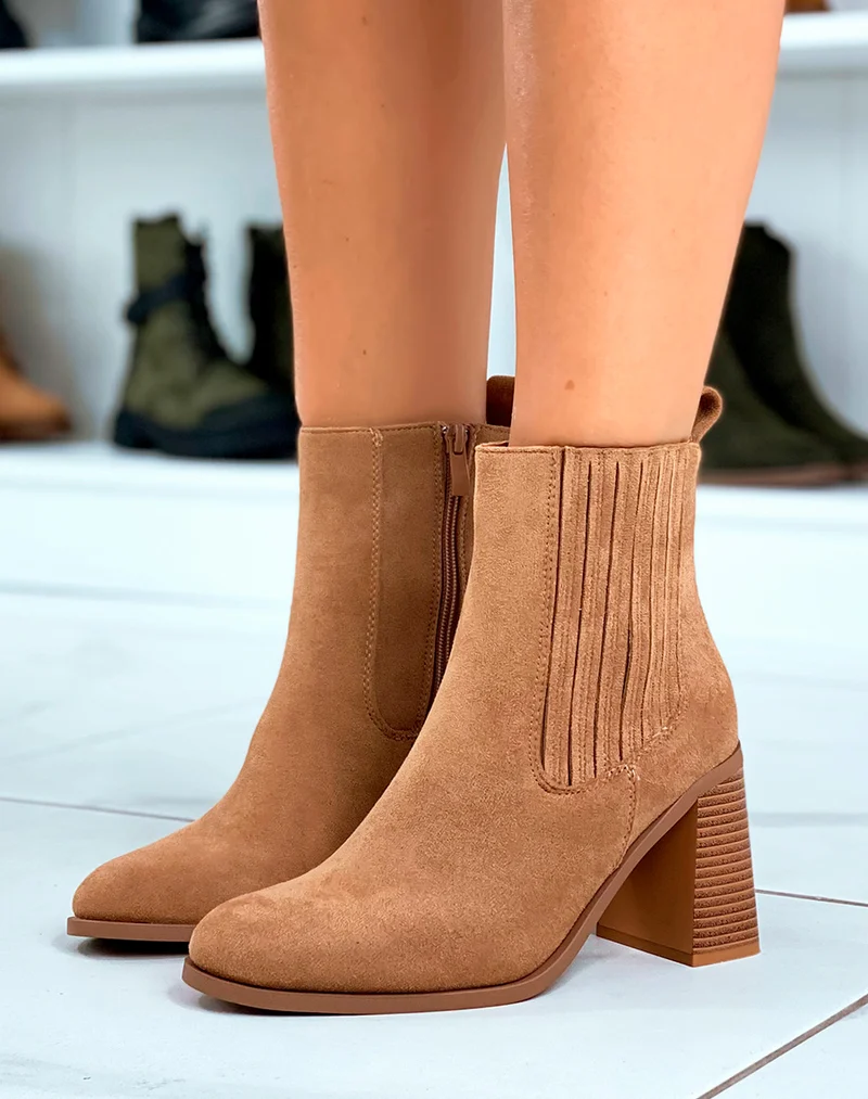 Bottines élégantes camel à talons effet daim