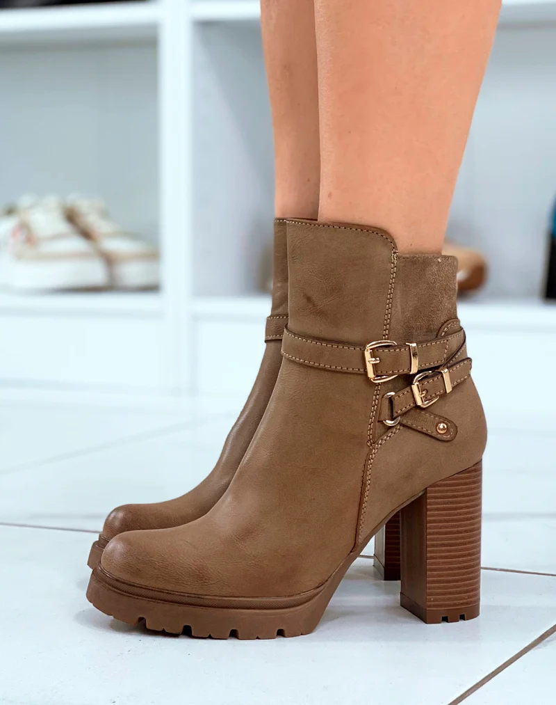 Bottines Kaki Bi-Matière : Élégance Naturelle avec une Finition Argentée