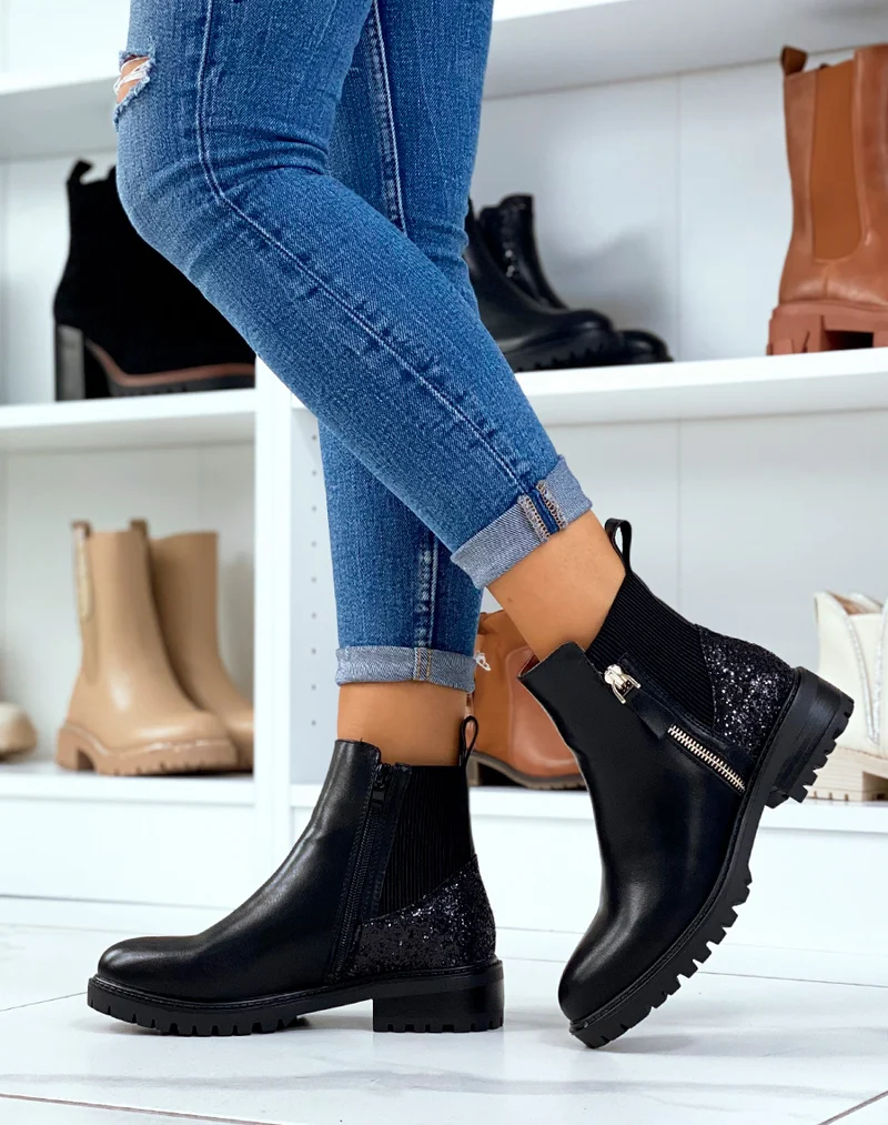 Bottines basses noires à détails pailletés