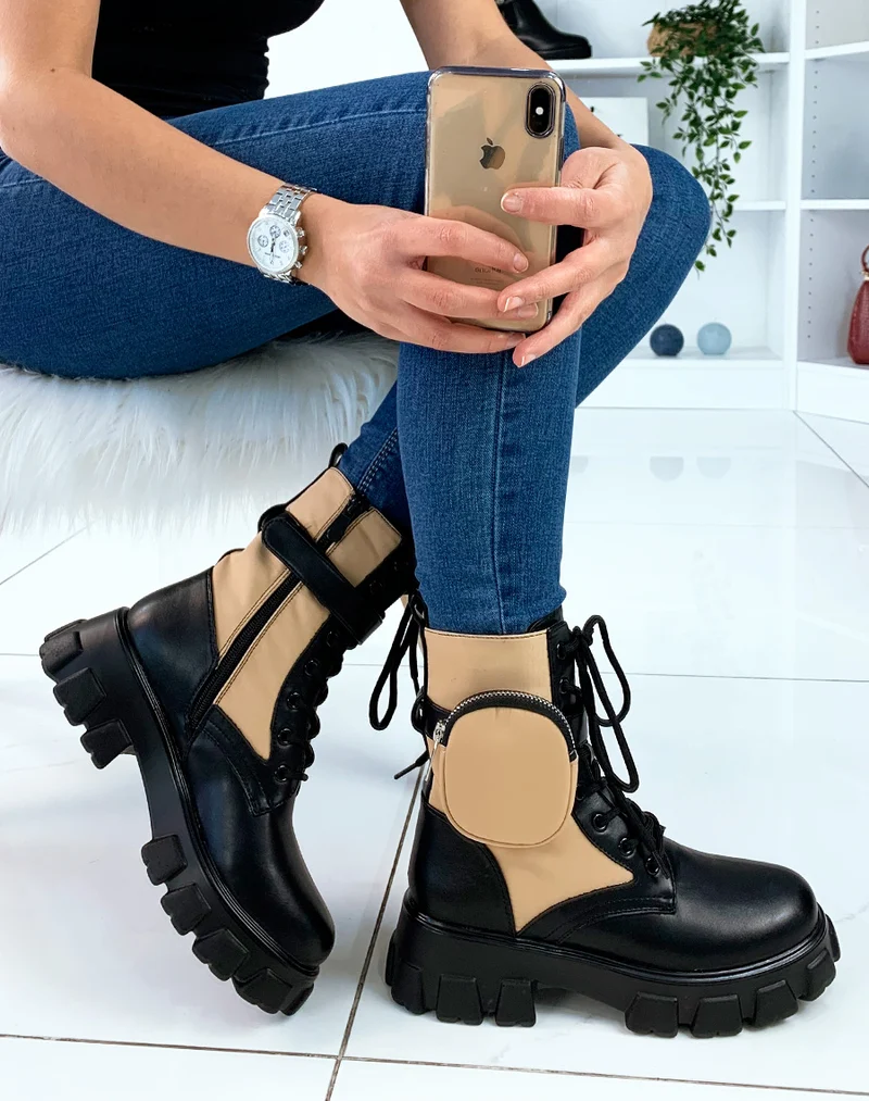 Bottines bi-matière noires et beiges semelles crantées à pochette