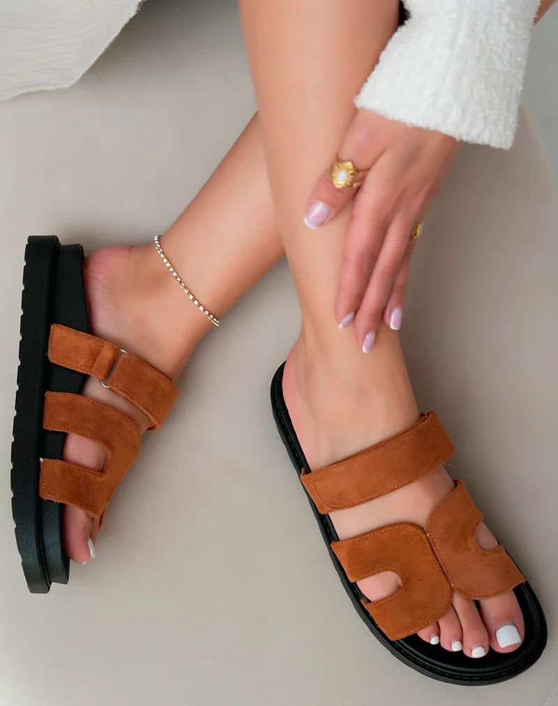Mules Camel Modernes avec Bride en H et Fermeture Scratch ? Confort Urbain