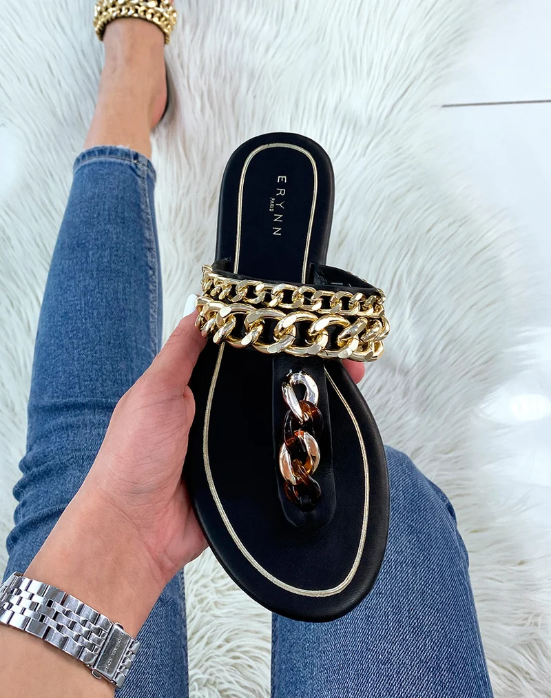 Mules à entredoigt noires avec chaines dorées
