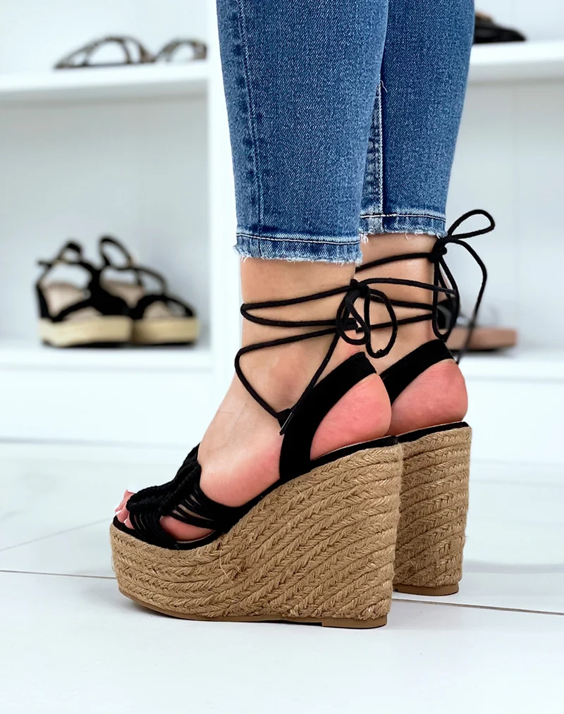 compensées noires style bohème avec lacets