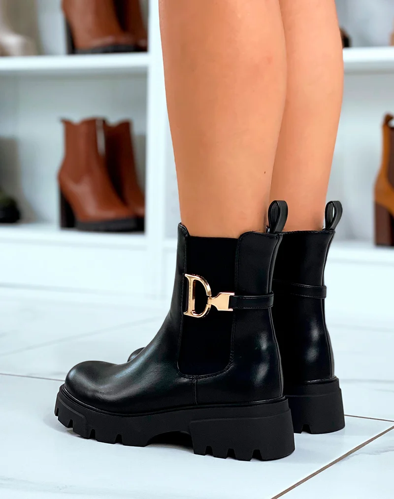 Bottines Chelsea Noires Avec Boucle Dorée