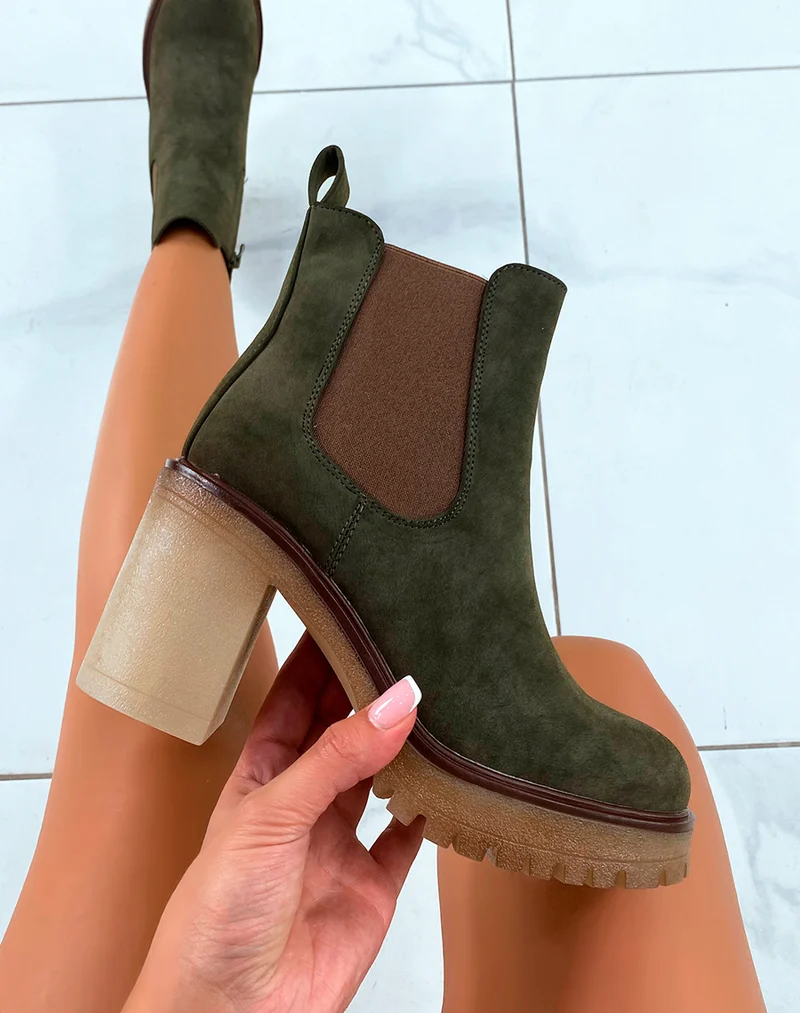 Audace Tendance : Bottines Kaki en Suédine avec Talon et Élastique Marron