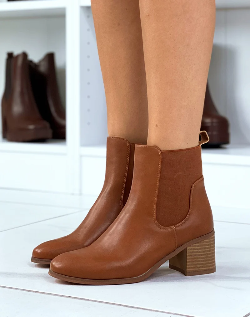 Bottines camel à élastique et à talon