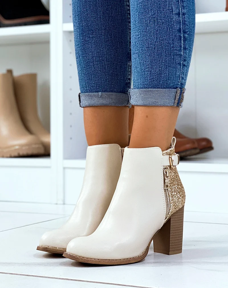 Bottines beiges à talons pailletées avec sangle