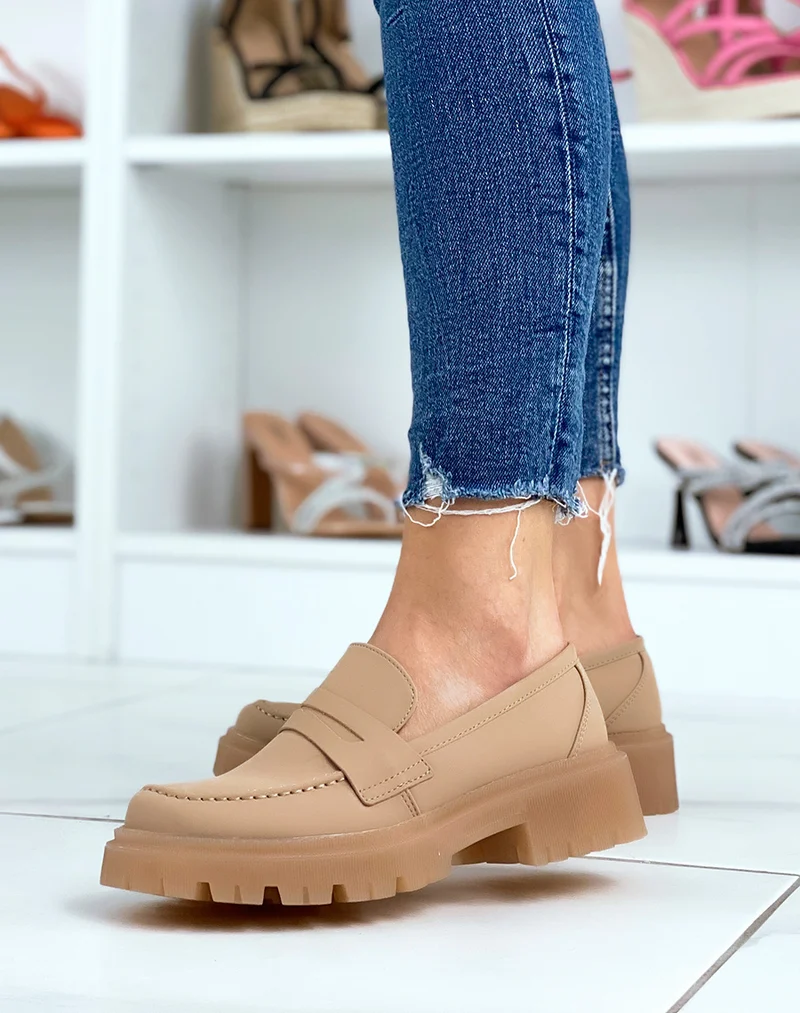 Mocassins beige foncé mattes
