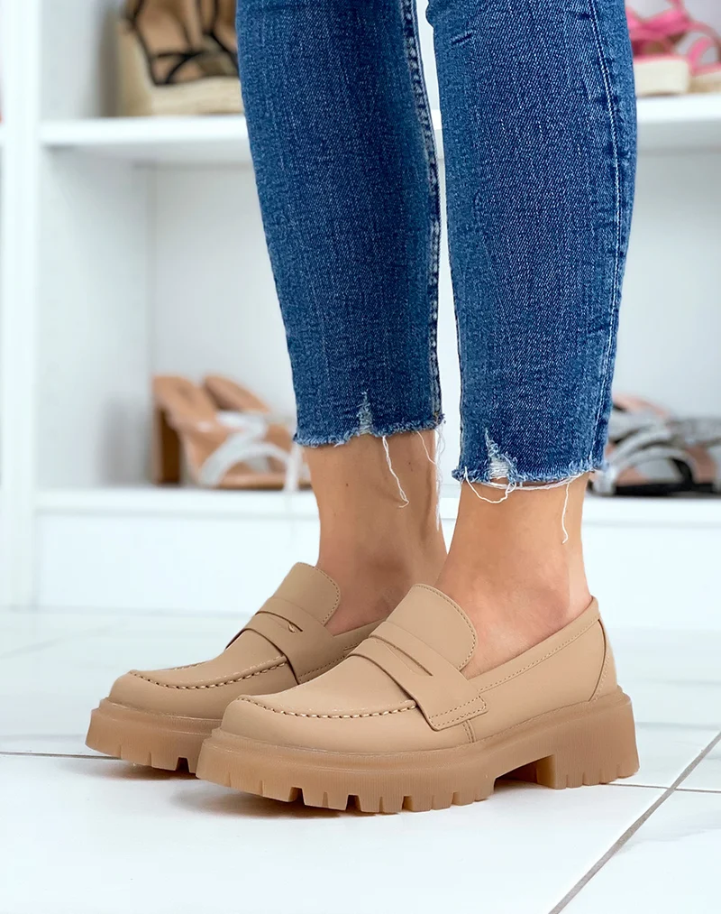 Mocassins beige foncé mattes