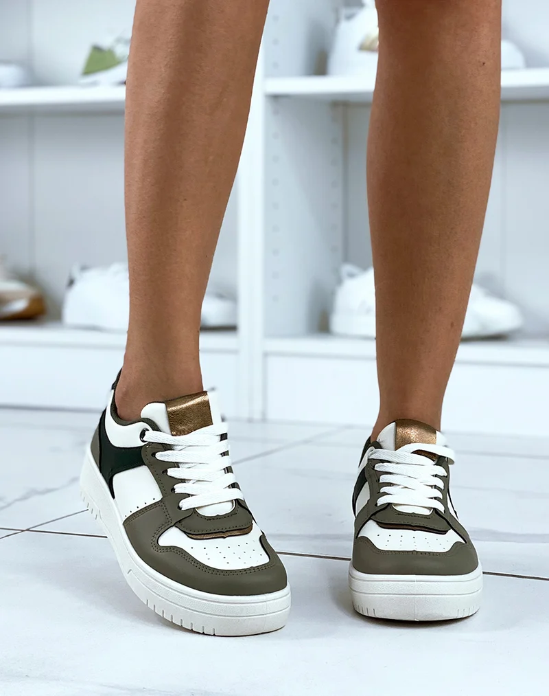 Baskets kaki et blanc cassé