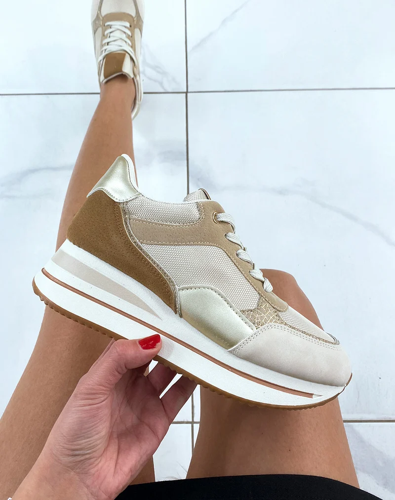 Baskets beiges avec talonnade