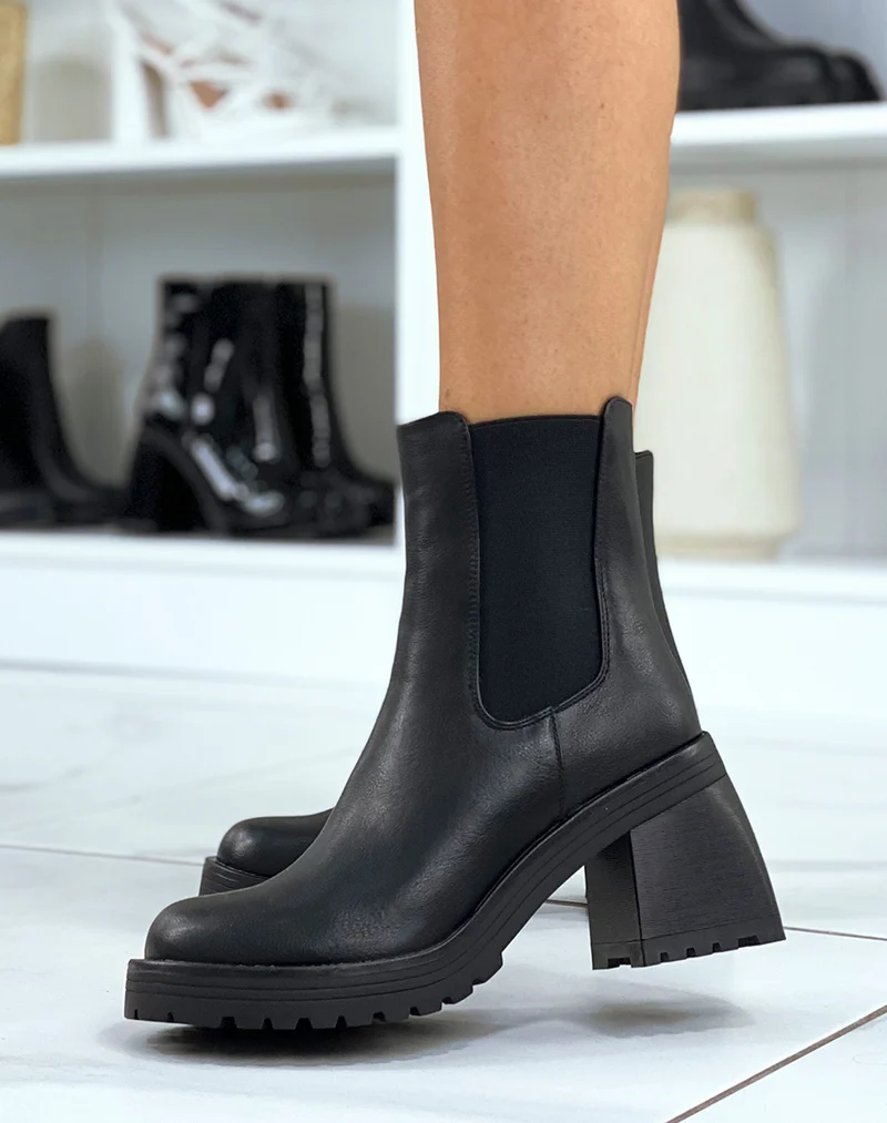 Bottines noires style chelsea à talon carré arrondi