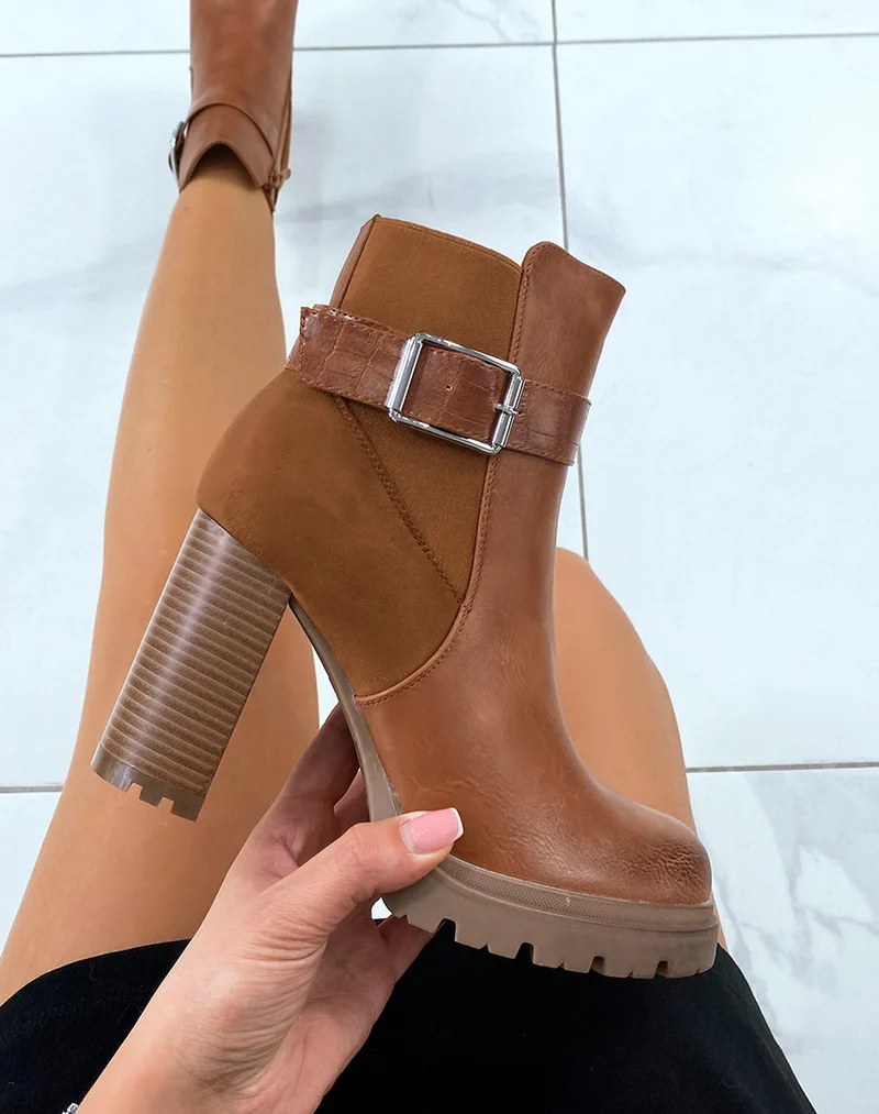 Bottines camel à talon cranté et élastique