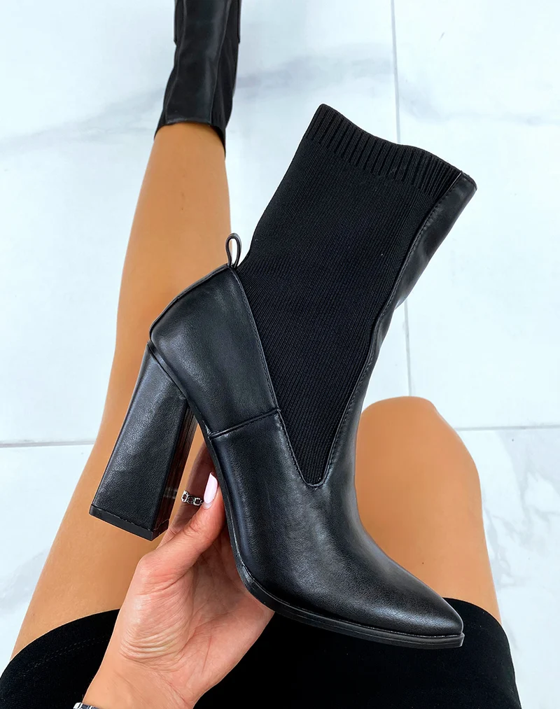 Bottines à talon chaussette noires à bout pointu