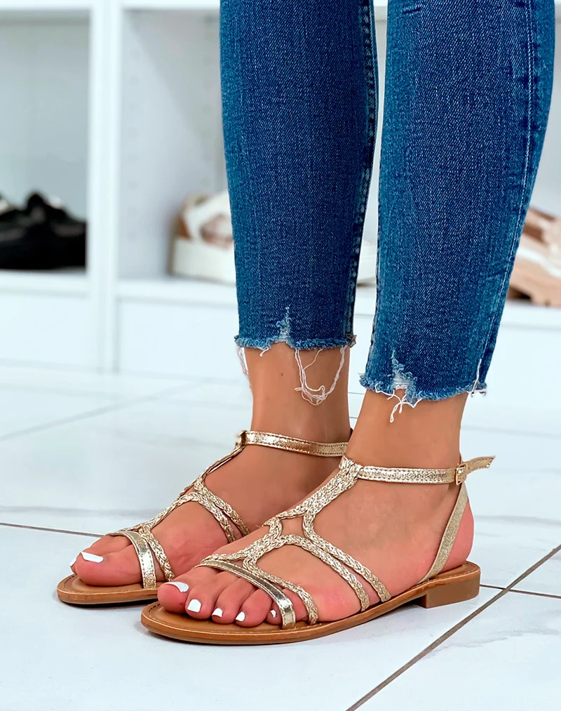 Nu-pieds dorés à multiples brides tressées