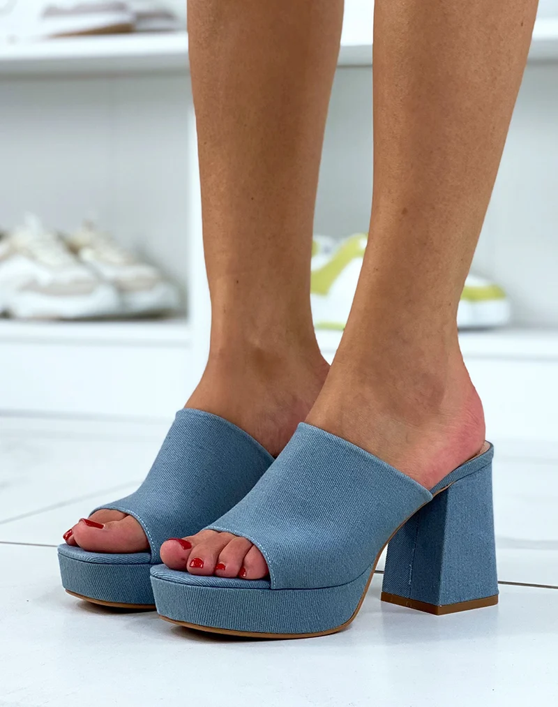 Mules en jean à gros talon et grosse plateforme