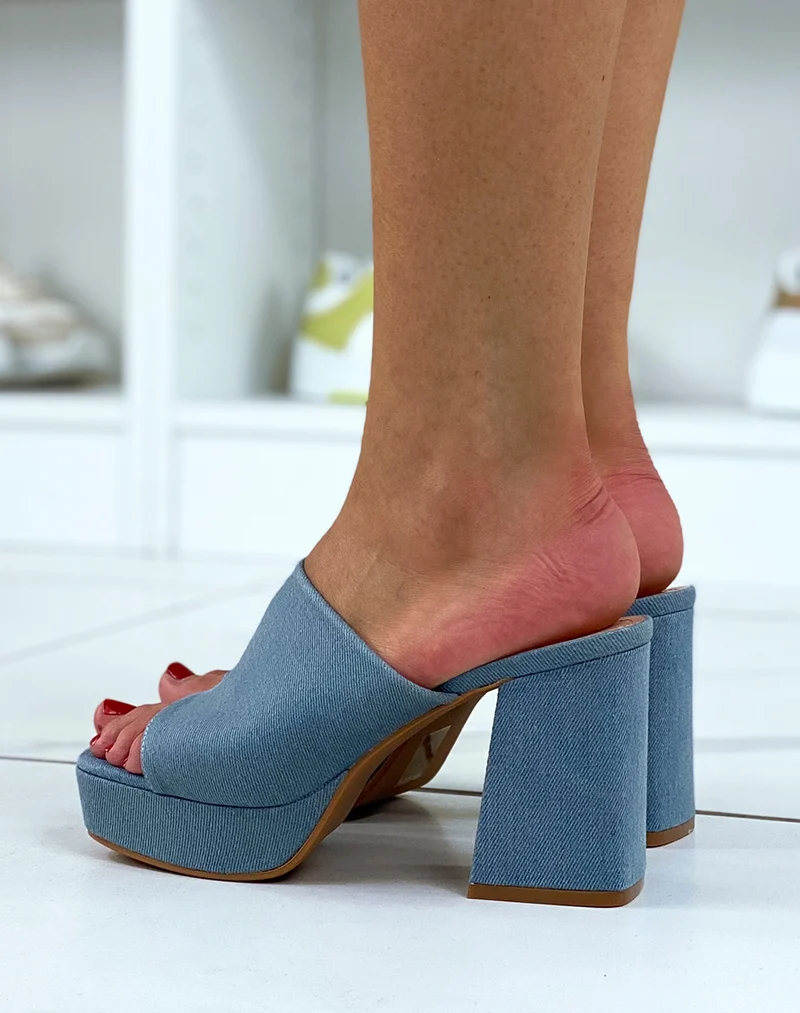 Mules en jean à gros talon et grosse plateforme