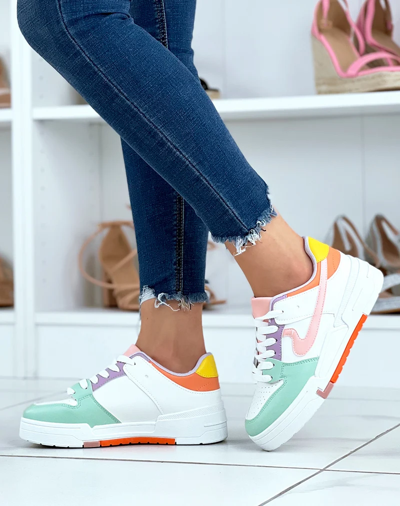 Baskets multicolores blanches et vertes