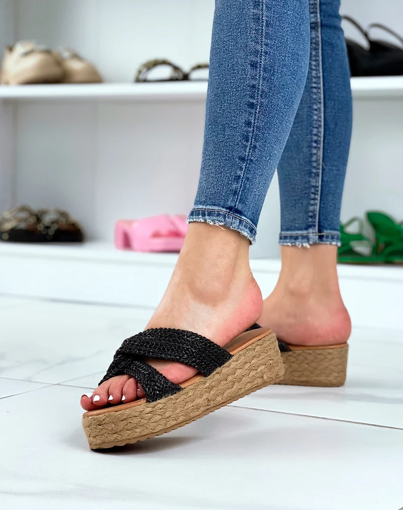 Mules à brides croisées en corde noire et semelle épaisse en toile de jute