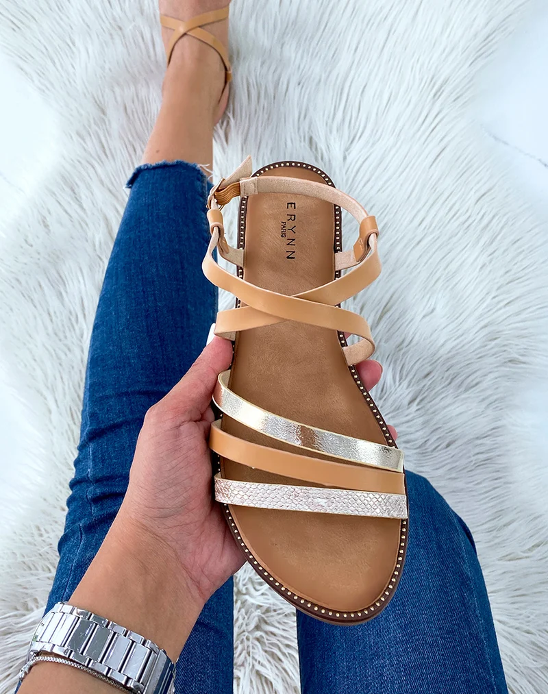 Nu-pieds camel à multiples brides et motif animalier