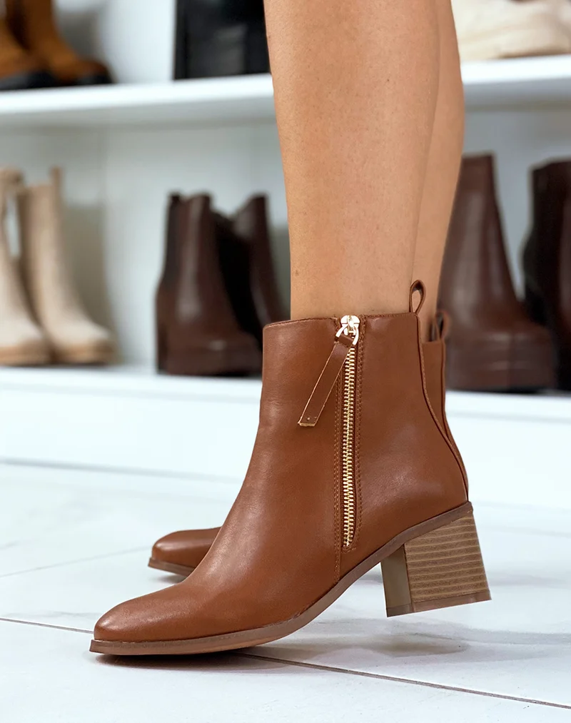 Bottines camel à zip doré et petit talon