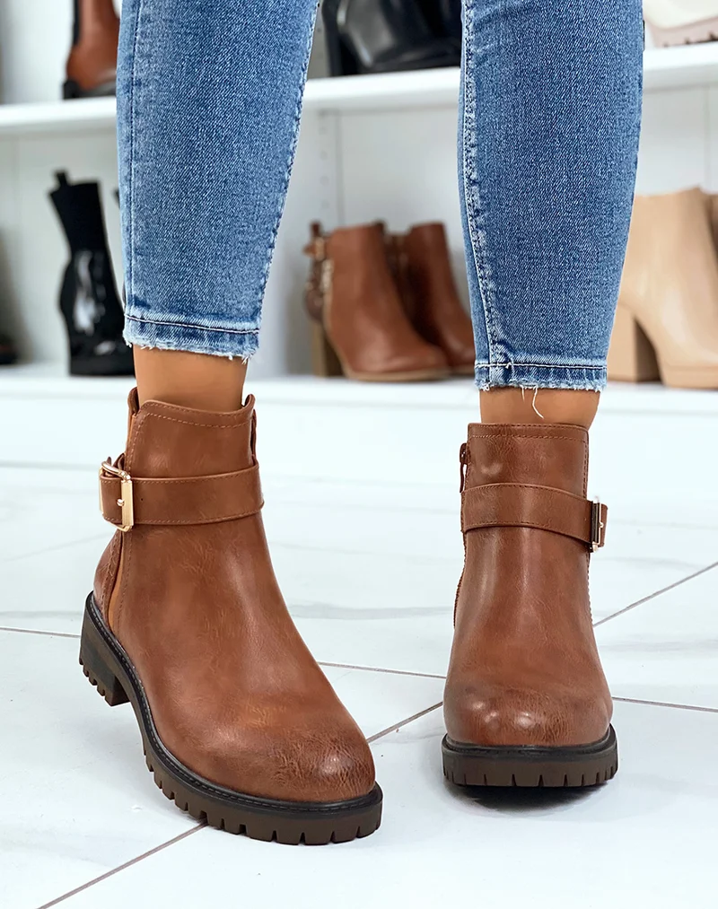 Bottines camel avec élastique échancré et effet croco