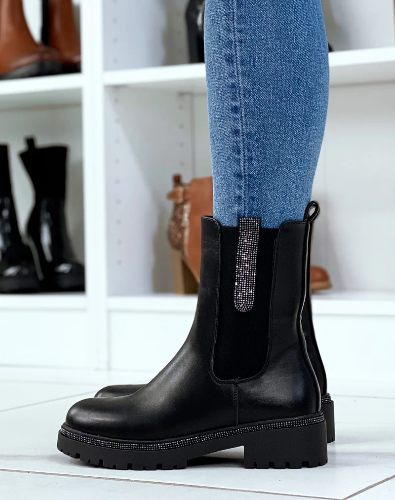 Chelsea boots noires à détails à strass