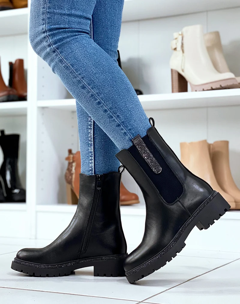 Chelsea boots noires à détails à strass