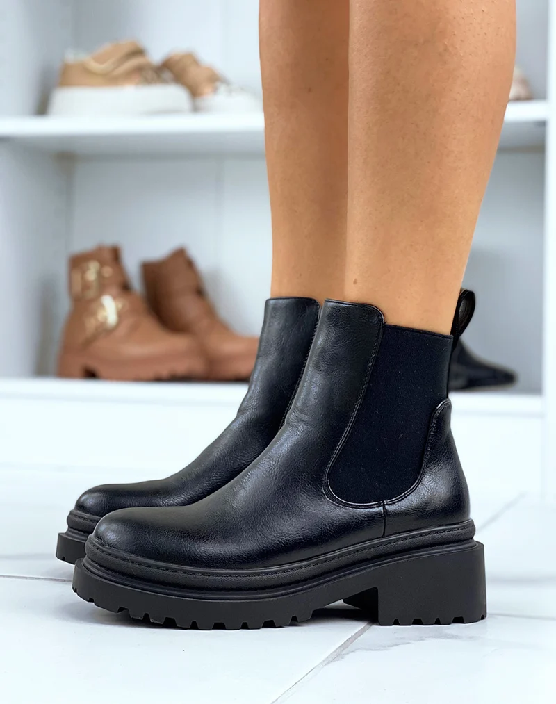 Bottines noires à élastique et semelle talonnée